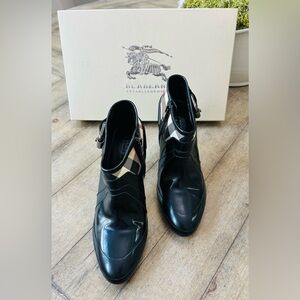 Burberry Black Patent Leather Ankle Boots